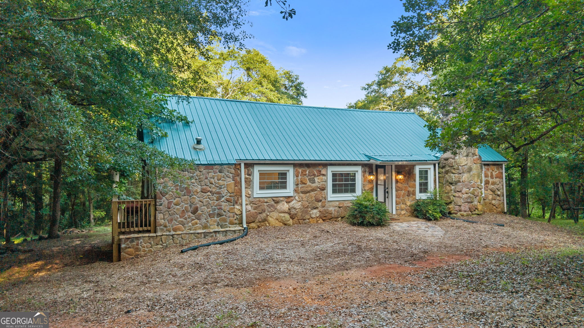 973 Floyd Road Danielsville, GA 30633 - Photo 2 of 64