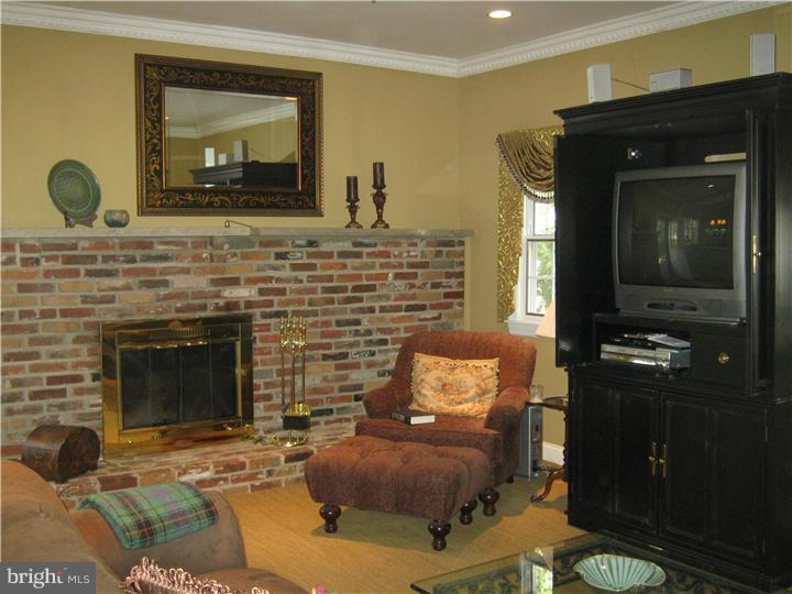 749 Grant Road Mount Laurel, NJ 08054 - Photo 10 of 16