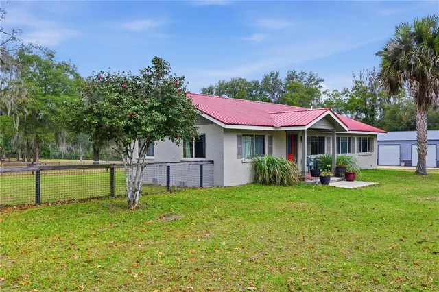 $439,000 | 18400 North US Highway 441, Reddick, FL 32686