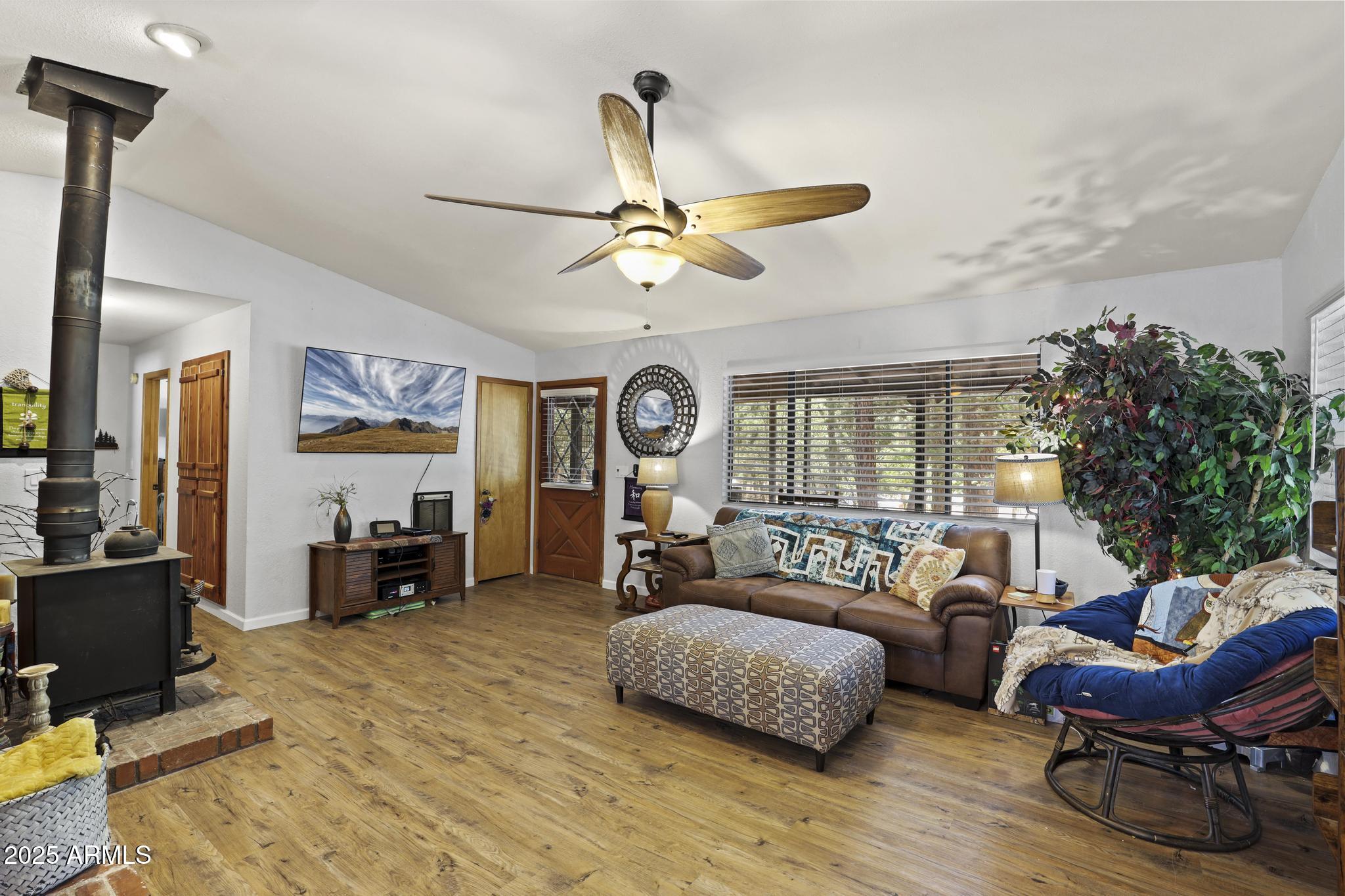 6516 Bradshaw Drive Pine, AZ 85544 - Photo 4 of 21 1E0A7398