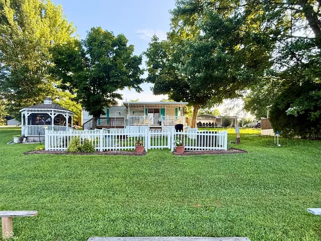 $95,000 | 5943 South State Road 101, Liberty, IN 47353