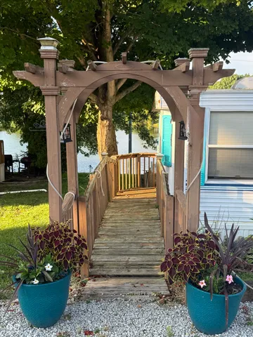 $95,000 | 5943 South State Road 101, Liberty, IN 47353