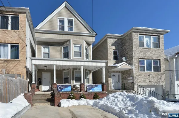 $590,000 | 135 Scheerer Avenue, Newark, NJ 07112
