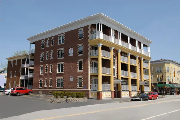$1,675 | 610 Union Street, Unit 104, Manchester, NH 03104