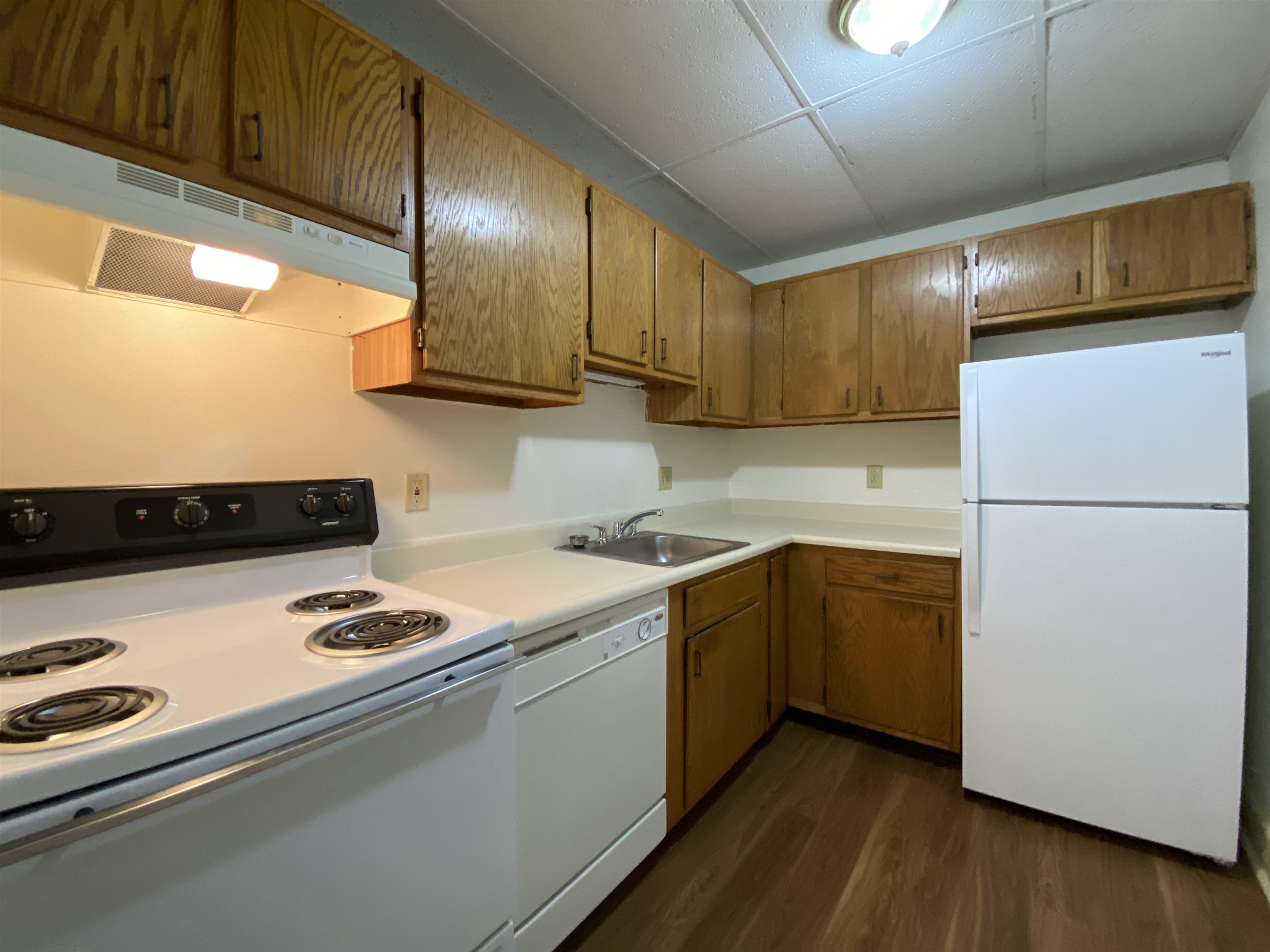 610 Union Street, Unit 104 Manchester, NH 03104 - Photo 8 of 44