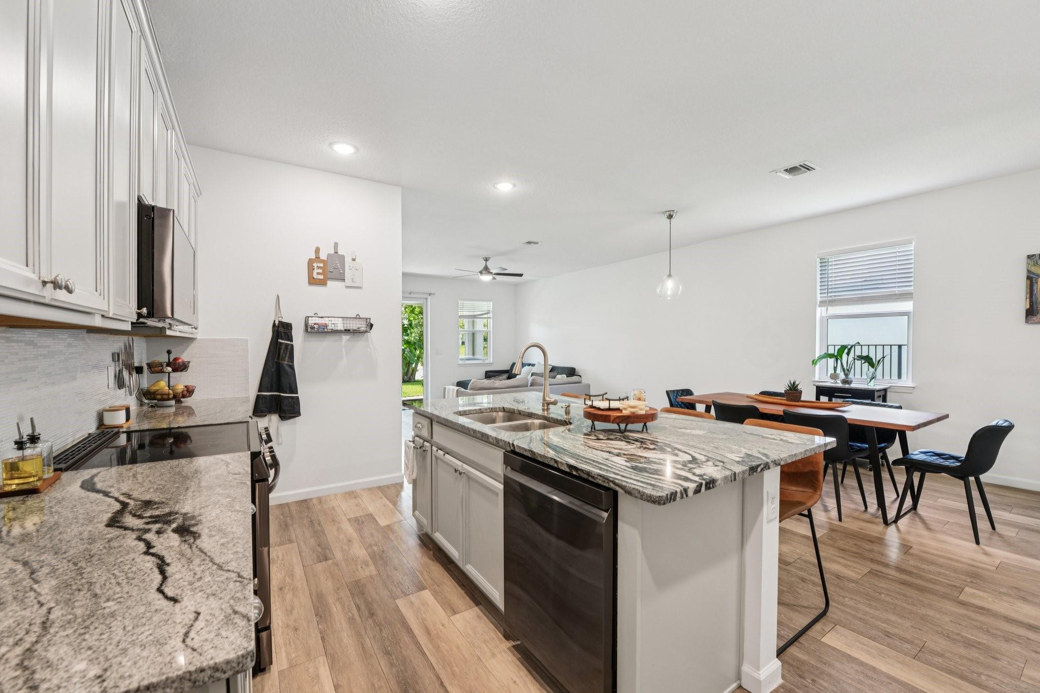 1910 Harding Street Lake Worth Beach, FL 33460 - Photo 11 of 40 Photo 11