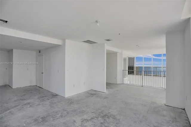 $2,650,000 | 19111 Collins Avenue, Unit PH4, Sunny Isles Beach, FL 33160