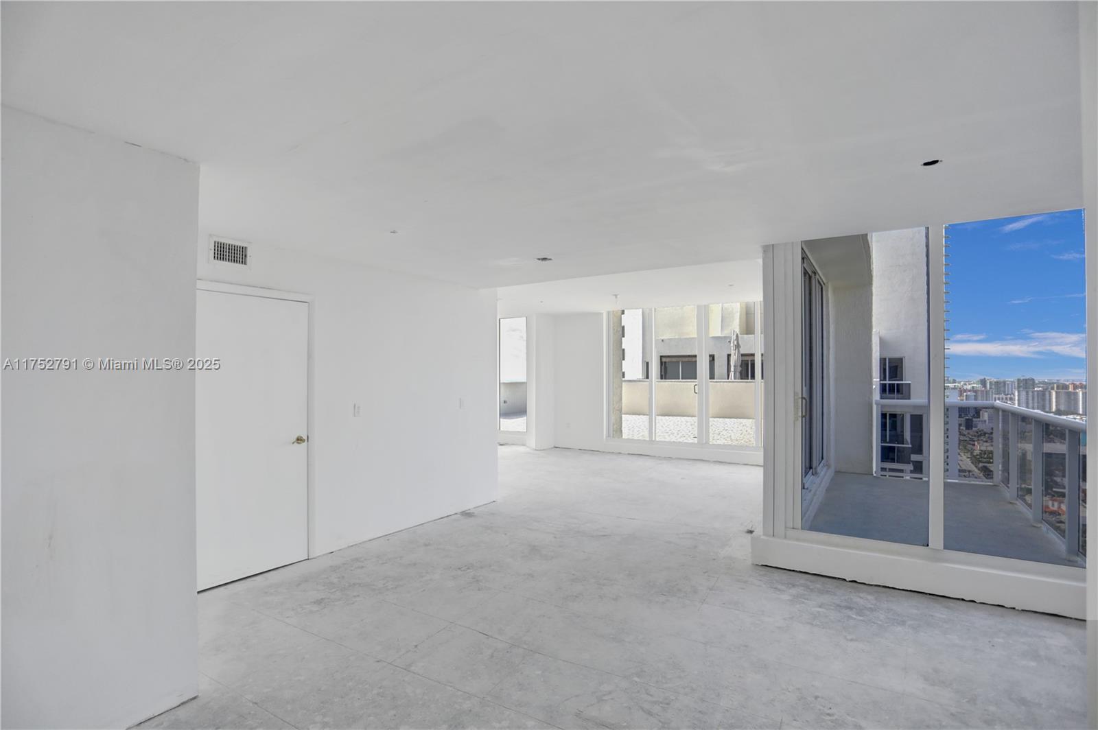 19111 Collins Avenue, Unit PH4 Sunny Isles Beach, FL 33160 - Photo 57 of 73