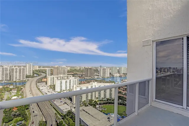 $2,650,000 | 19111 Collins Avenue, Unit PH4, Sunny Isles Beach, FL 33160