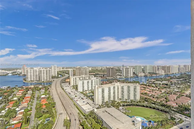 $2,650,000 | 19111 Collins Avenue, Unit PH4, Sunny Isles Beach, FL 33160
