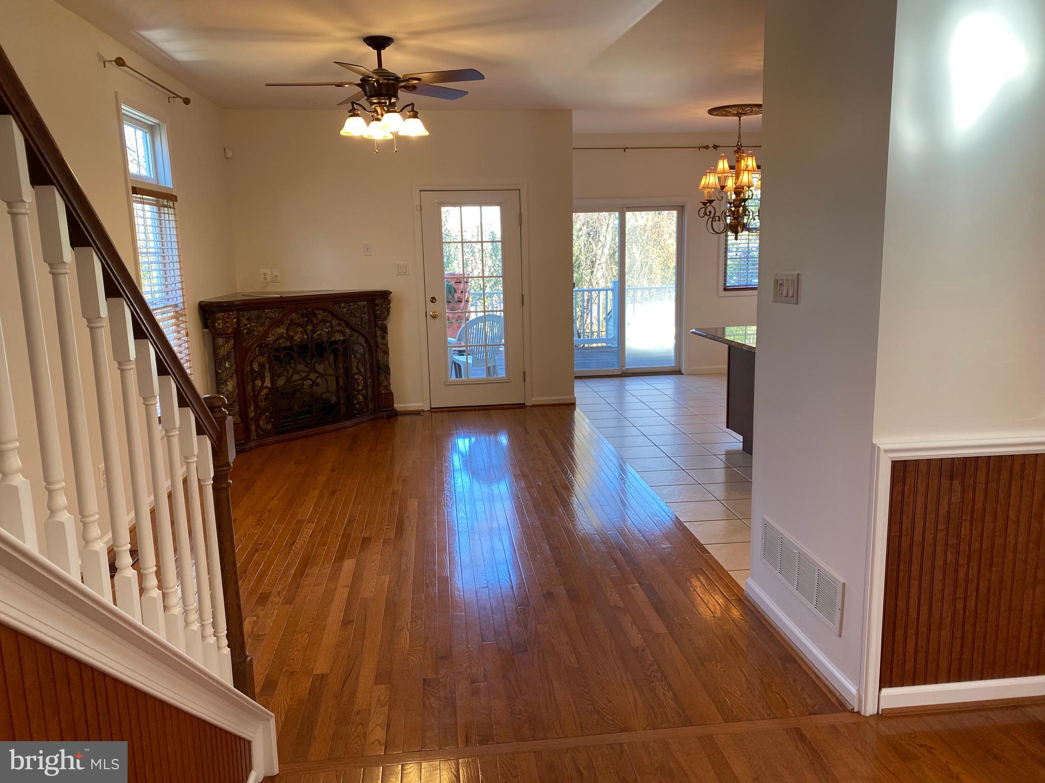 405 Byberry Road Philadelphia, PA 19116 - Photo 5 of 43 Entryway