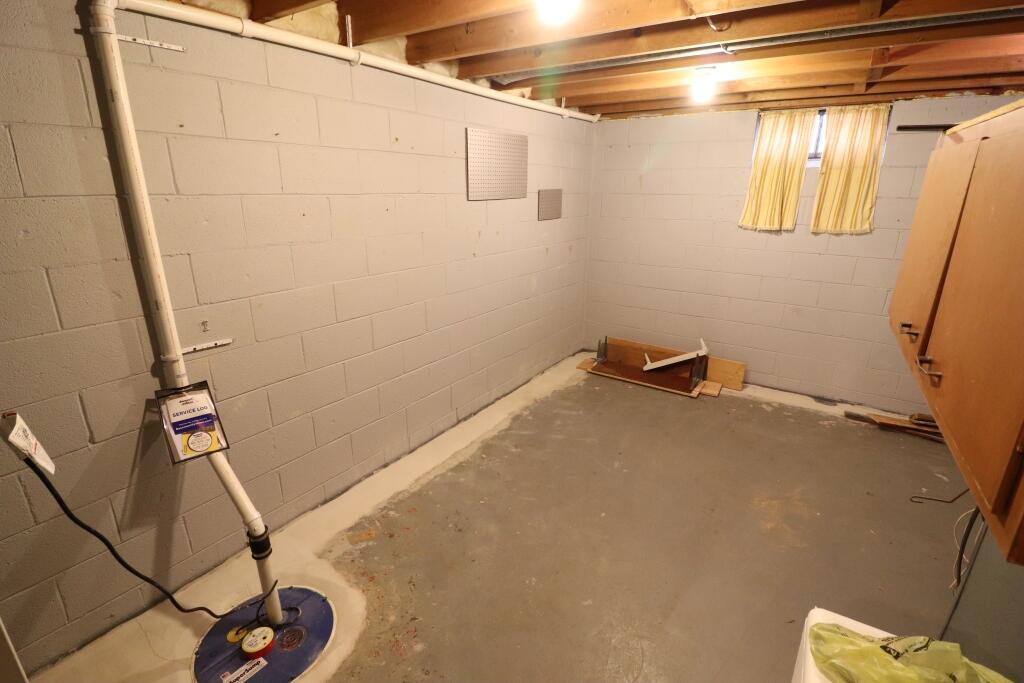 629 Superior Street Michigan City, IN 46360 - Photo 30 of 35