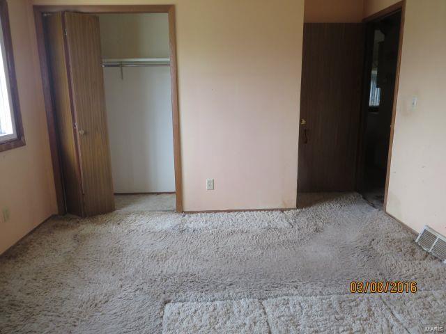 7135 Ehrhardt Road Payson, IL 62360 - Photo 11 of 16 Gallery Image 11