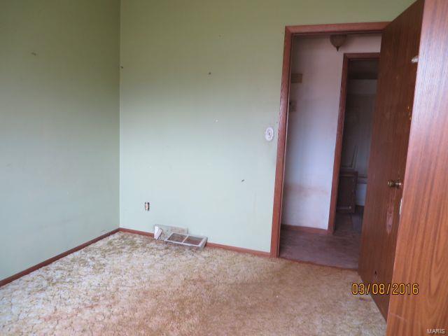 7135 Ehrhardt Road Payson, IL 62360 - Photo 14 of 16 Gallery Image 14