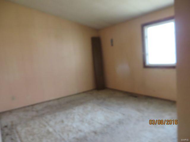 7135 Ehrhardt Road Payson, IL 62360 - Photo 10 of 16 Gallery Image 10