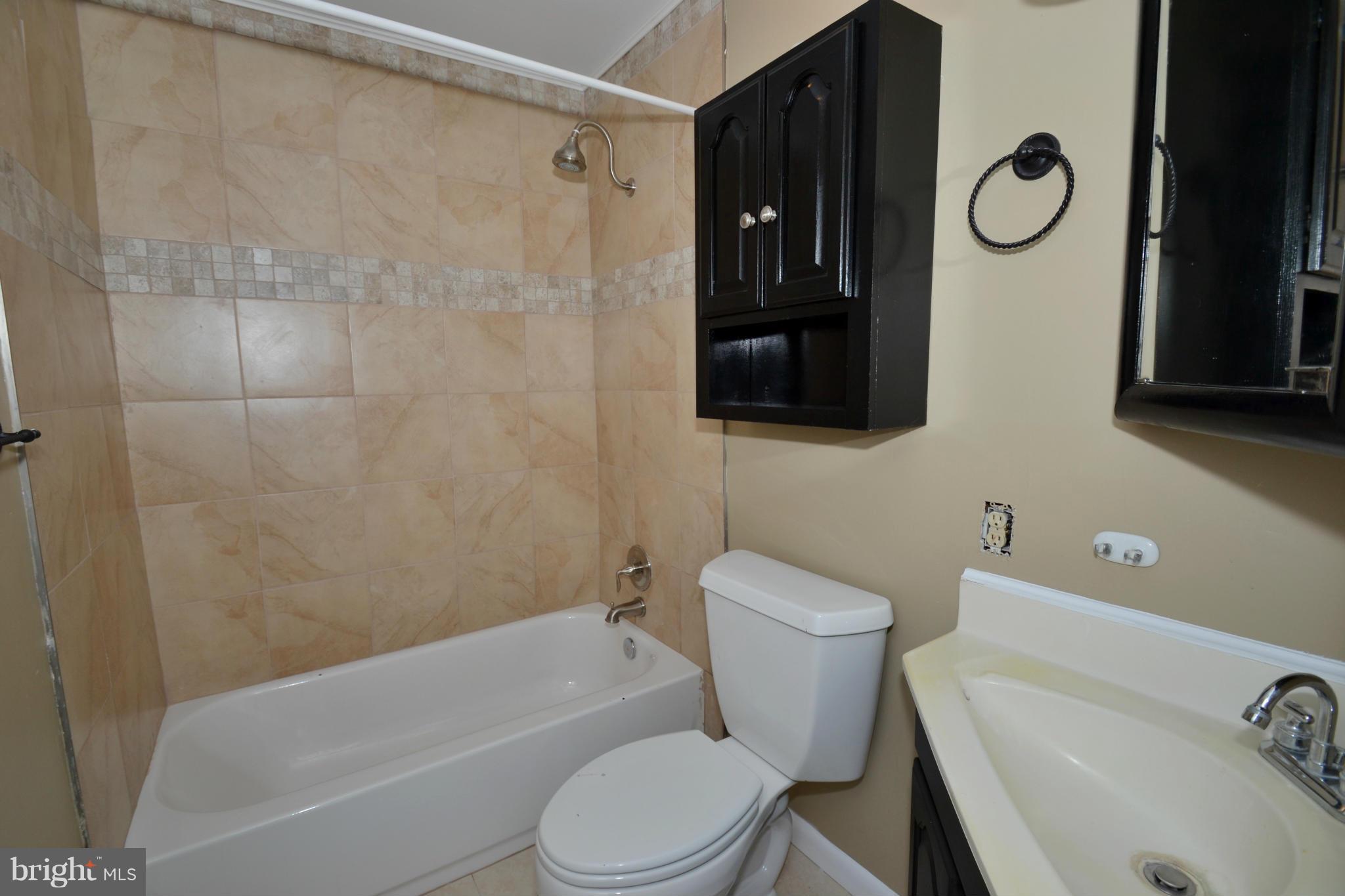 17408 Collier Way Poolesville, MD 20837 - Photo 20 of 27 Bath