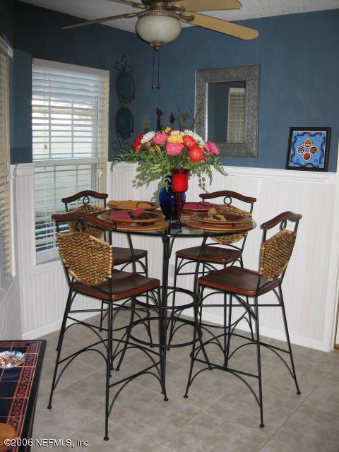 837 Tournament Road Ponte Vedra Beach, FL 32082 - Photo 9 of 17 Breakfast room w/beaded board detail