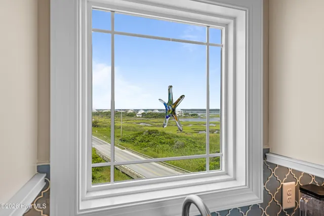 $1,050,000 | 206 Goldsboro Drive, North Topsail Beach, NC 28460