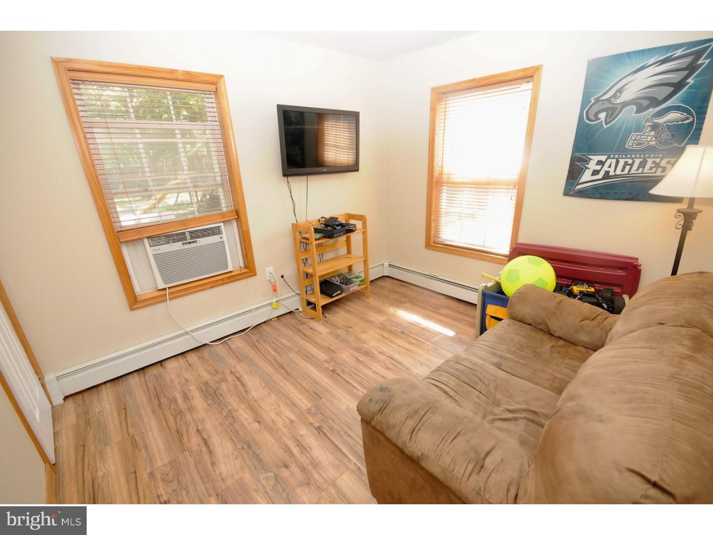 323 Larch Road Mount Laurel, NJ 08054 - Photo 12 of 25