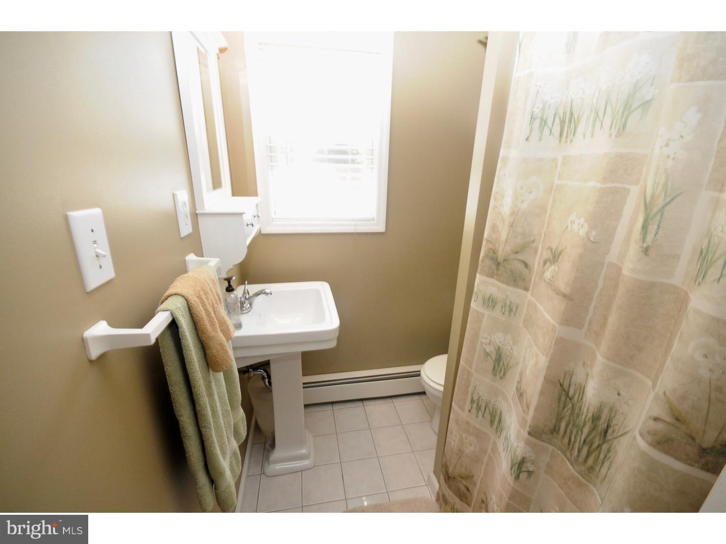 323 Larch Road Mount Laurel, NJ 08054 - Photo 13 of 25