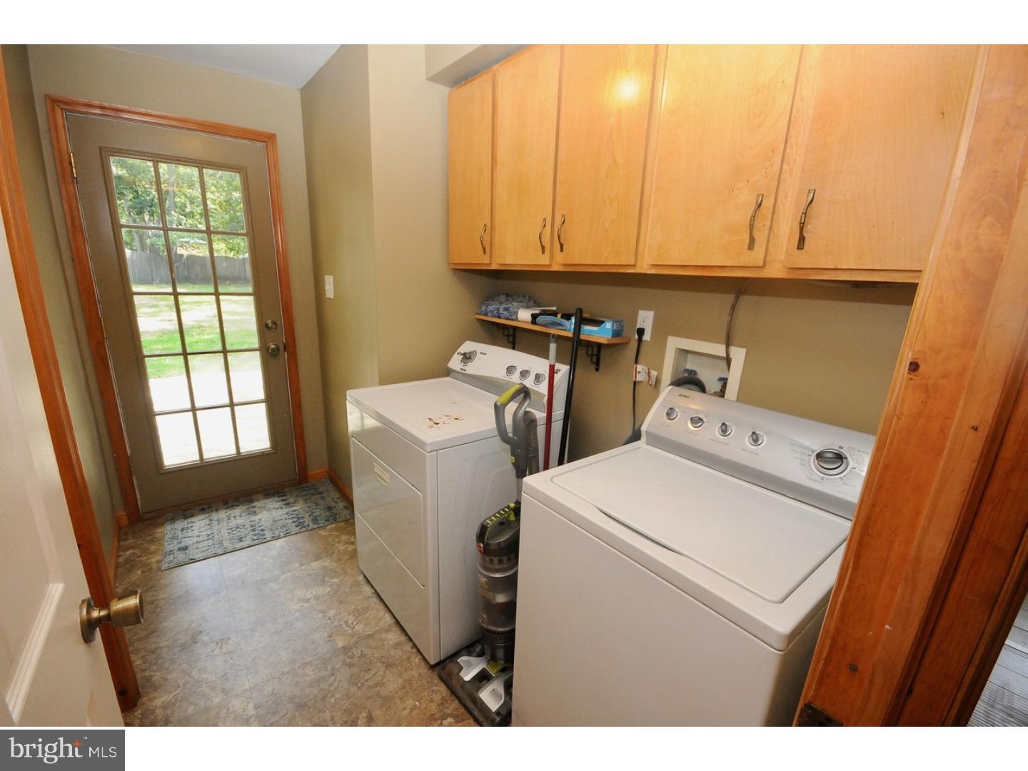 323 Larch Road Mount Laurel, NJ 08054 - Photo 18 of 25