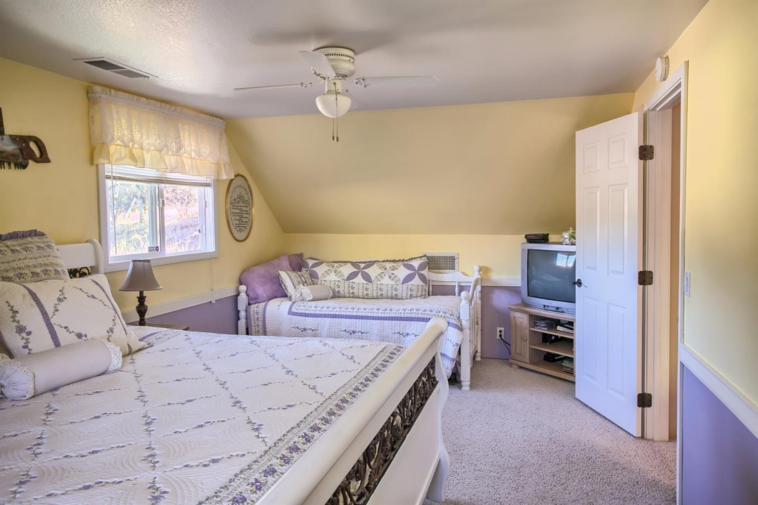 6379 Old Stage Road Central Point, OR 97502 - Photo 20 of 35 Additional Photo