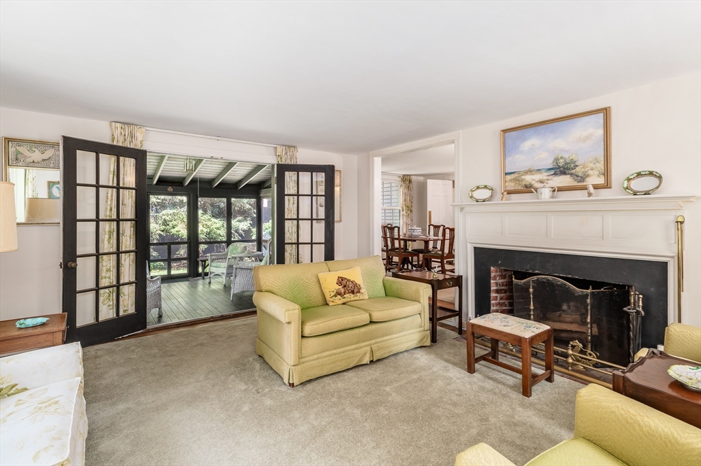 49 Walnut Road Hamilton, MA 01982 - Photo 9 of 31