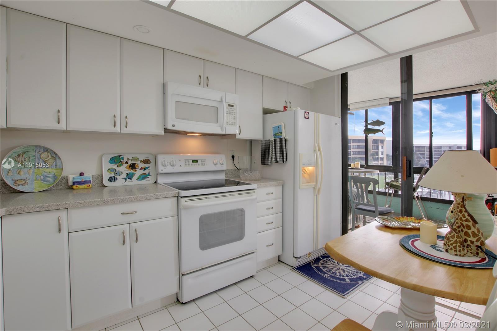 1542 Jupiter Cove Drive, Unit 406 Jupiter, FL 33469 - Photo 14 of 35