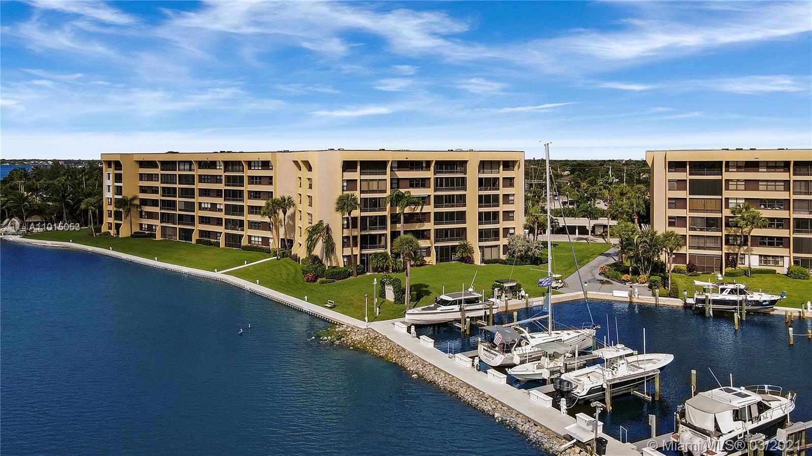 1542 Jupiter Cove Drive, Unit 406 Jupiter, FL 33469 - Photo 33 of 35