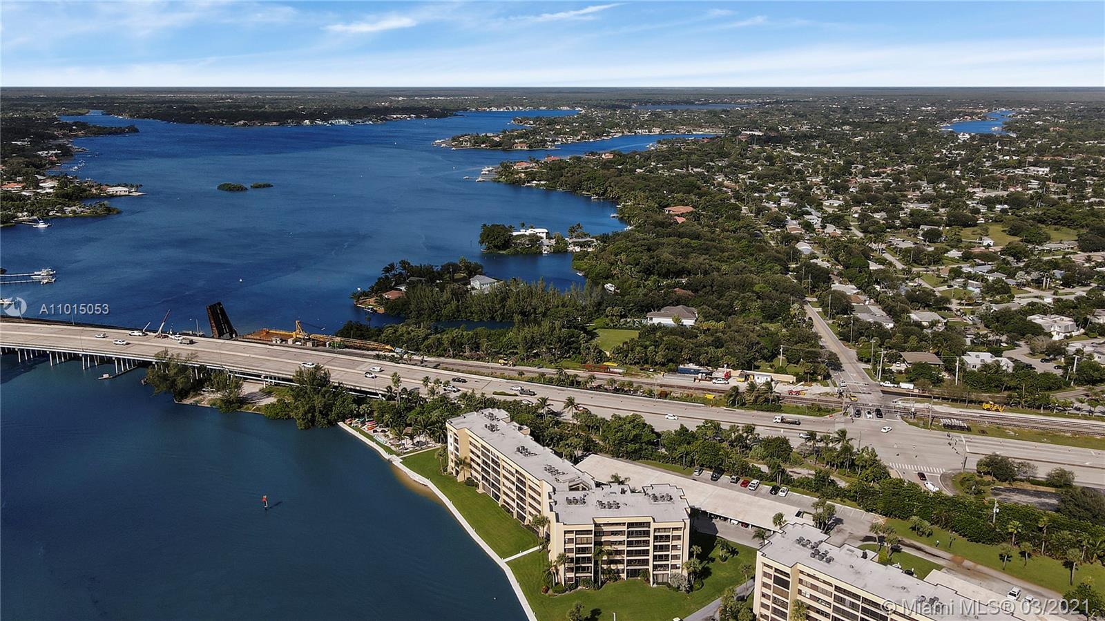 1542 Jupiter Cove Drive, Unit 406 Jupiter, FL 33469 - Photo 5 of 35