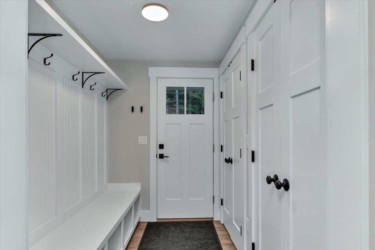 14 Valley Brook Road Centerville, MA 02632 - Photo 33 of 47 a bathroom with a bathtub and a shower