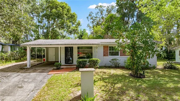 $219,900 | 929 Southeast 9th Place, Gainesville, FL 32601