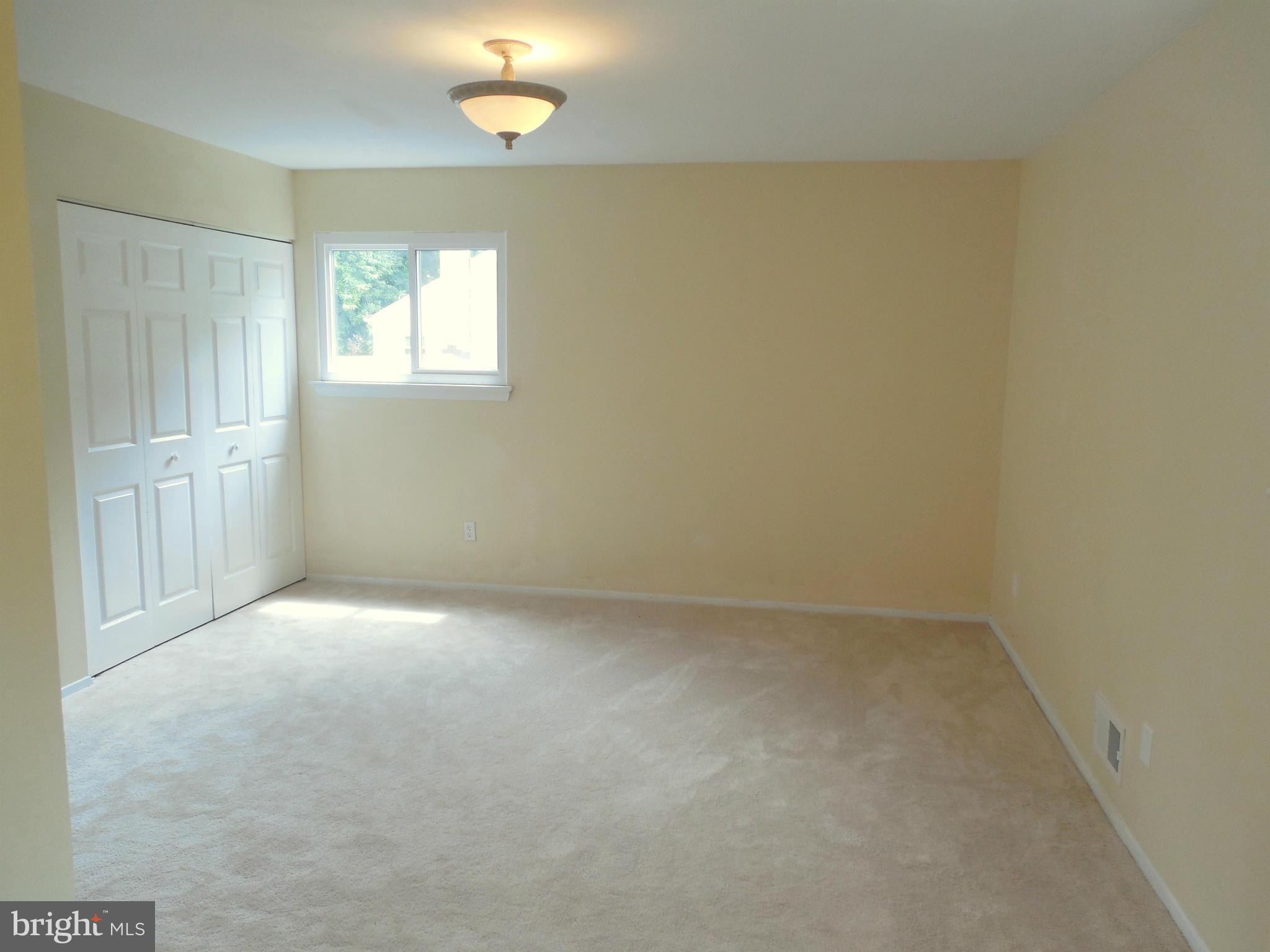 17208 Whites Road Poolesville, MD 20837 - Photo 19 of 29 Bedroom (Master)