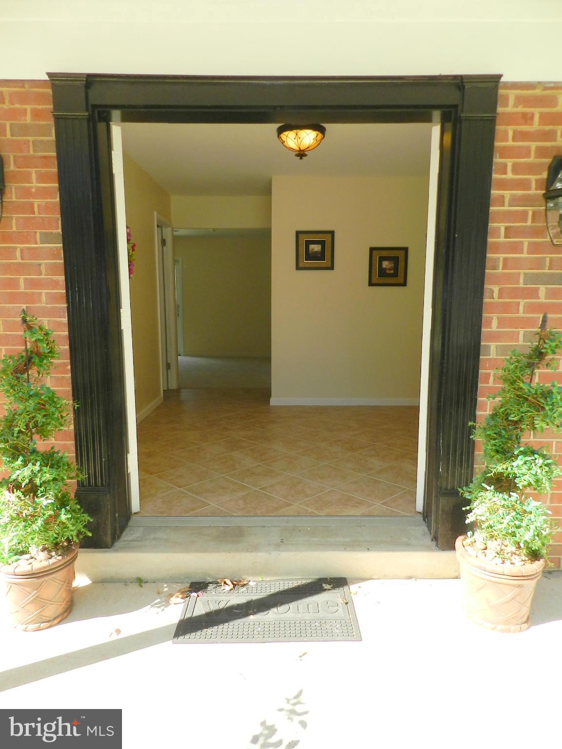 17208 Whites Road Poolesville, MD 20837 - Photo 4 of 29 Exterior (Front)