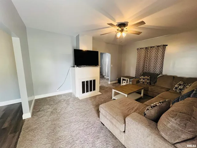 $87,500 | 1300 Lincoln Street, Eldorado, IL 62930