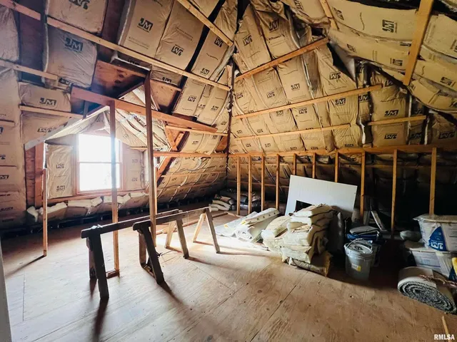 $87,500 | 1300 Lincoln Street, Eldorado, IL 62930