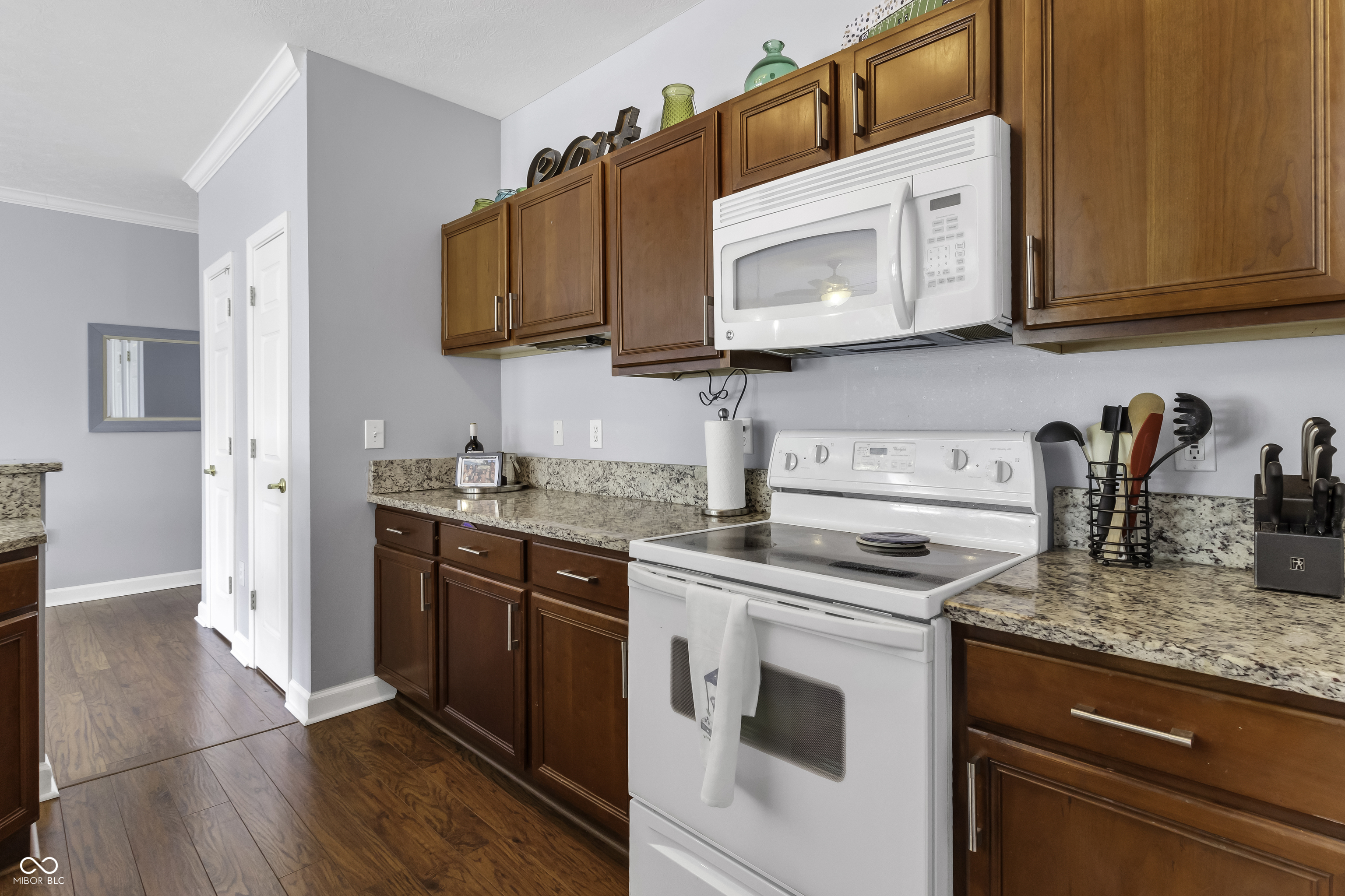 9662 Rialto Trail Carmel, IN 46280 - Photo 16 of 42 Gallery Image 16