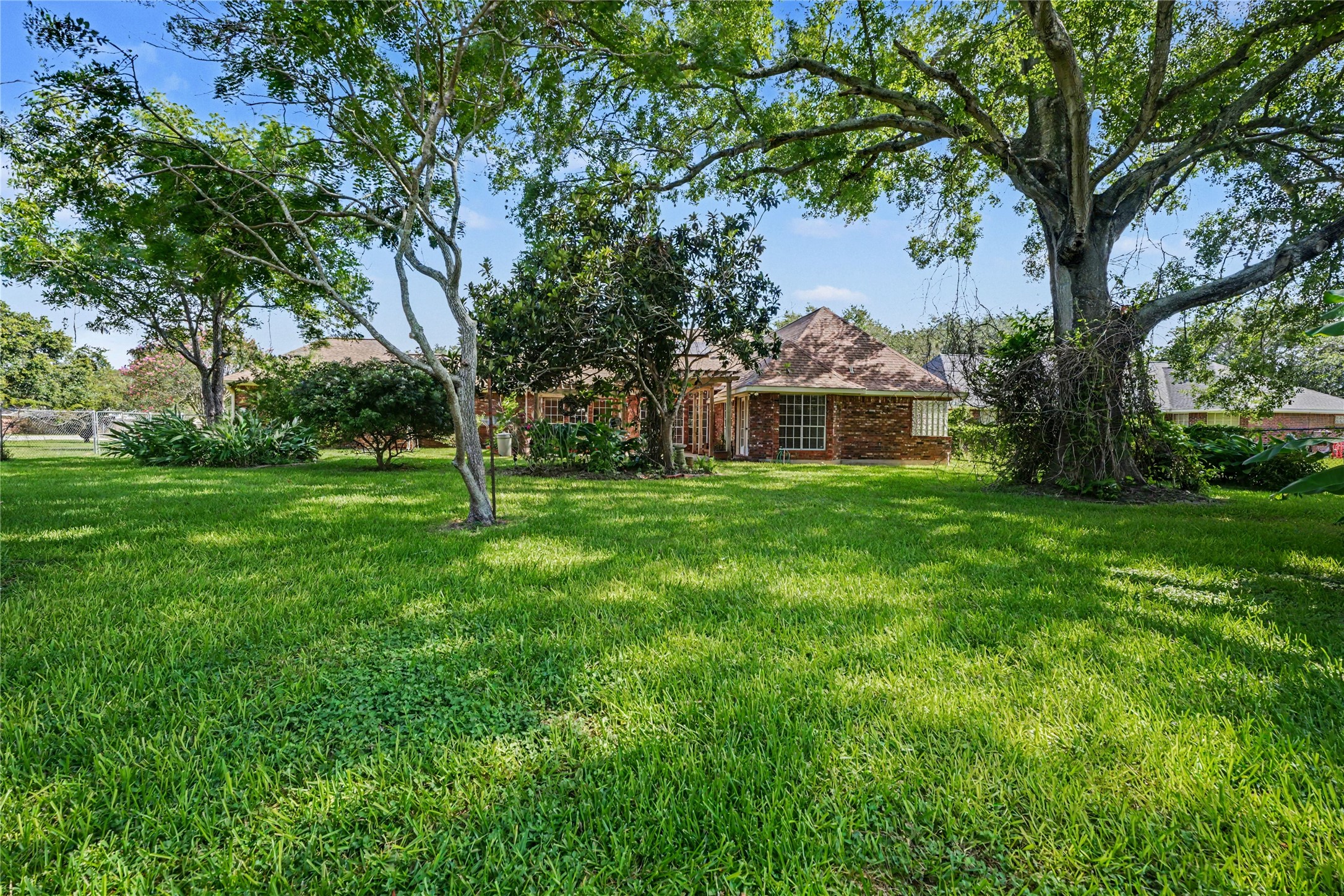 13229 Rene Circle Santa Fe, TX 77510 - Photo 27 of 31 View of the back