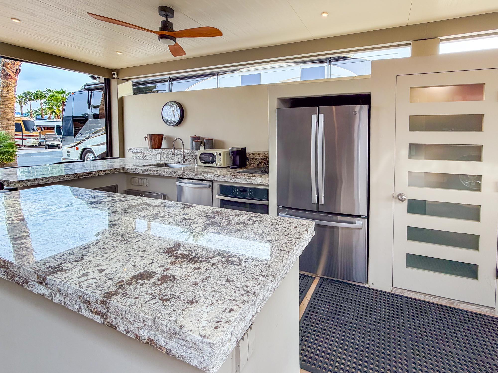 80394 Ave 48, Unit 210 Indio, CA 92201 - Photo 6 of 22 rv lot 210-7