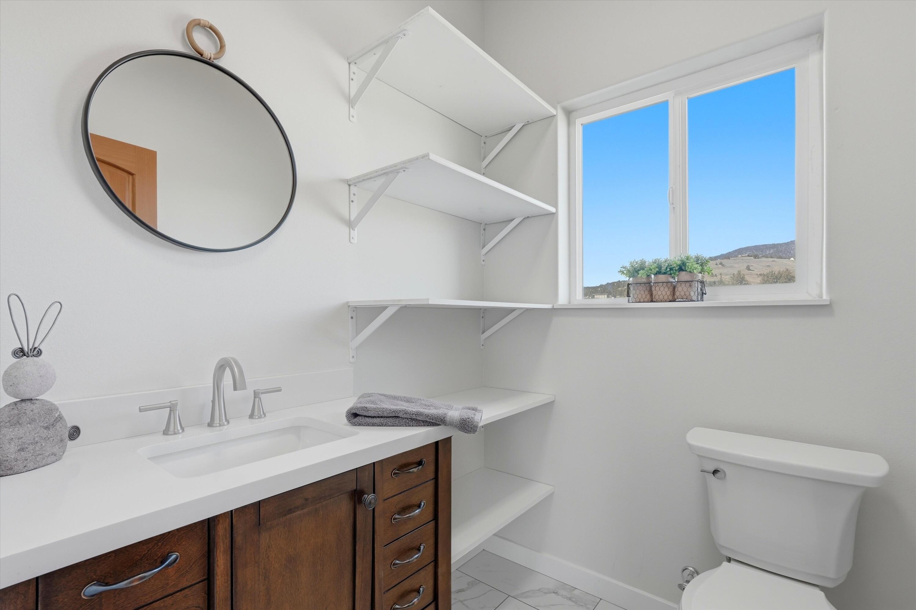 8905 Northwest Elizabeth Way Prineville, OR 97754 - Photo 26 of 45 Half Bath