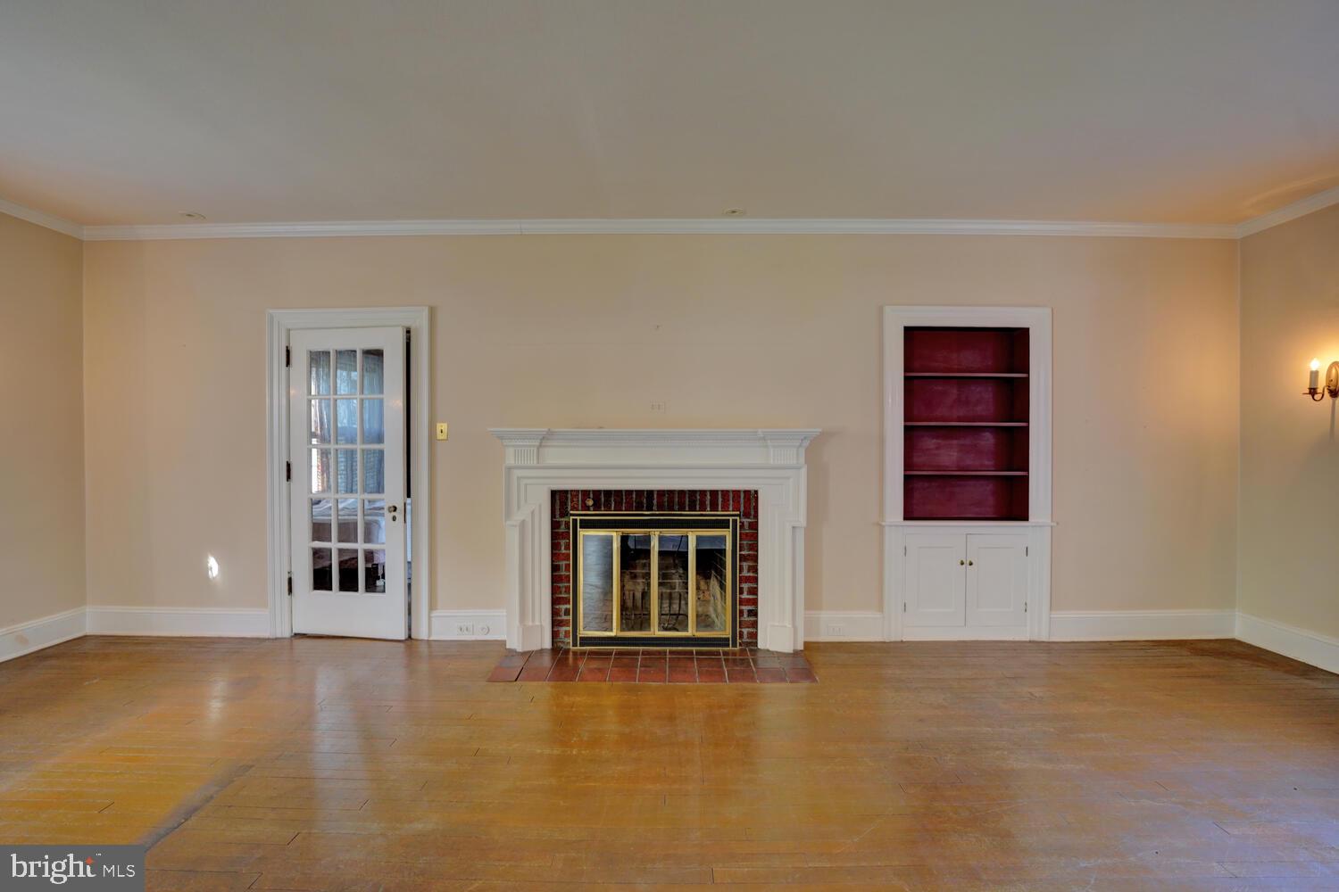 21 Hazel Road Dover, DE 19901 - Photo 15 of 69 a view of empty room with fireplace