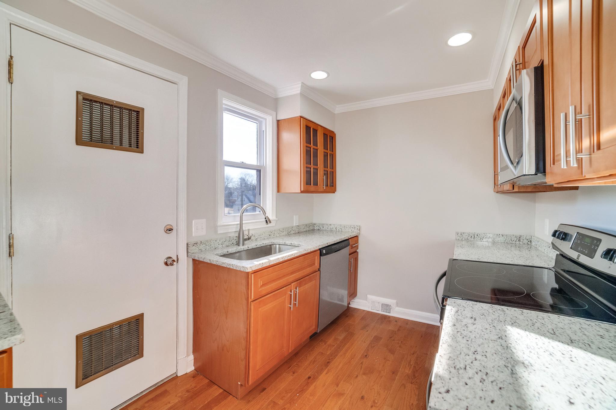 7115 Liberty Road Baltimore, MD 21207 - Photo 15 of 30 Kitchen