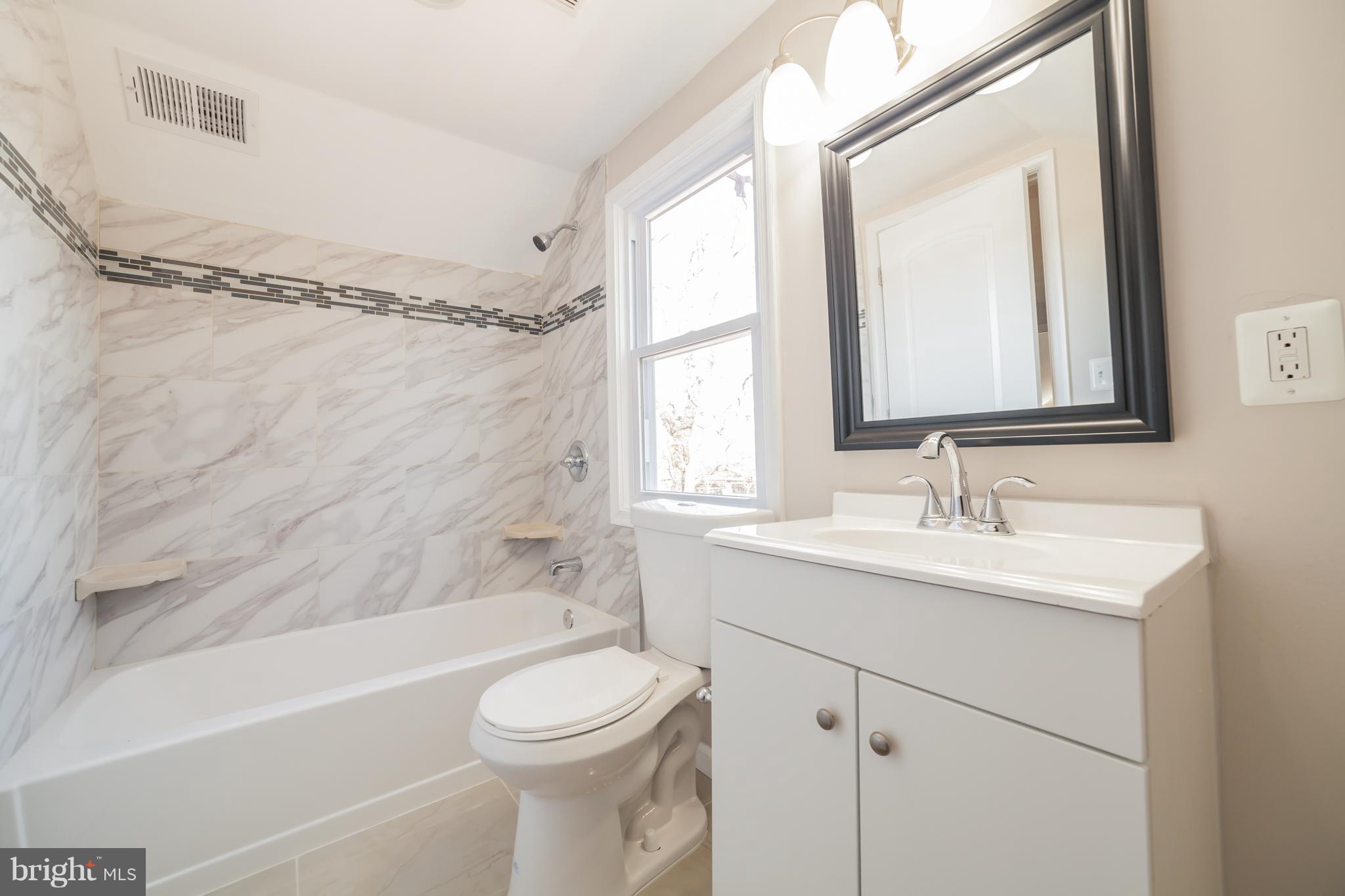 7115 Liberty Road Baltimore, MD 21207 - Photo 26 of 30 Bath