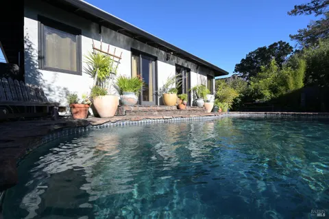 $695,000 | 2111 Humboldt Street, Santa Rosa, CA 95404