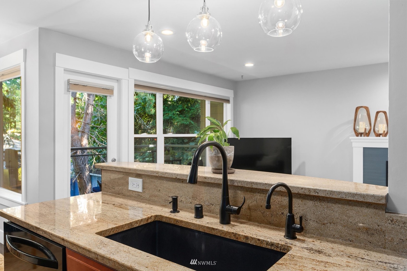 23015 Edmonds Way, Unit A310 Edmonds, WA 98020 - Photo 11 of 35 Gallery Image 11