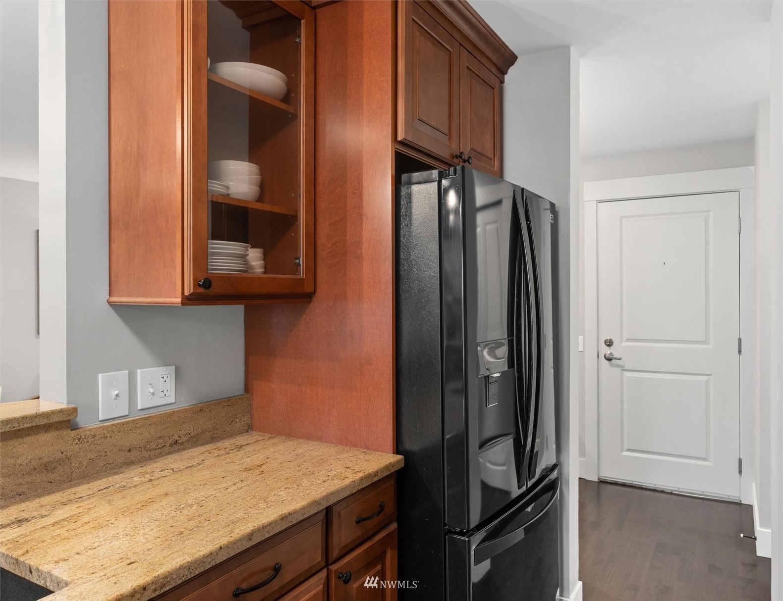 23015 Edmonds Way, Unit A310 Edmonds, WA 98020 - Photo 12 of 35 Gallery Image 12
