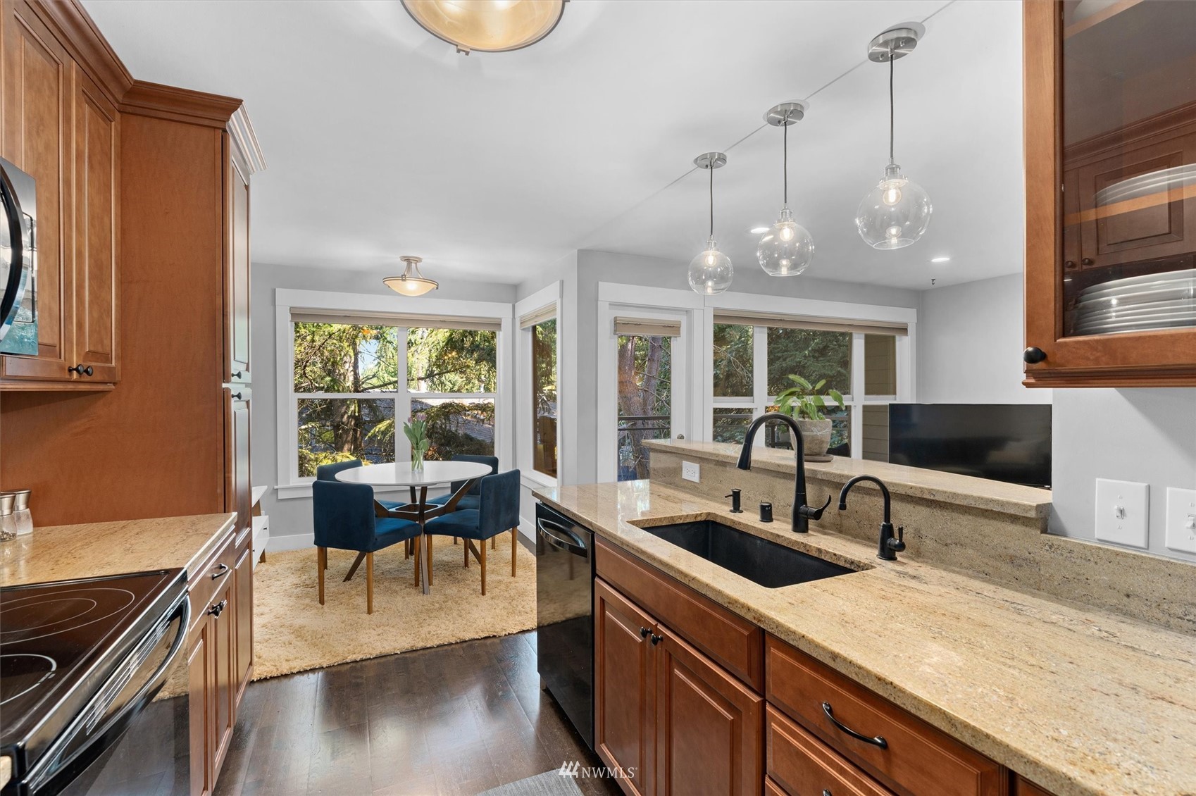 23015 Edmonds Way, Unit A310 Edmonds, WA 98020 - Photo 13 of 35 Gallery Image 13