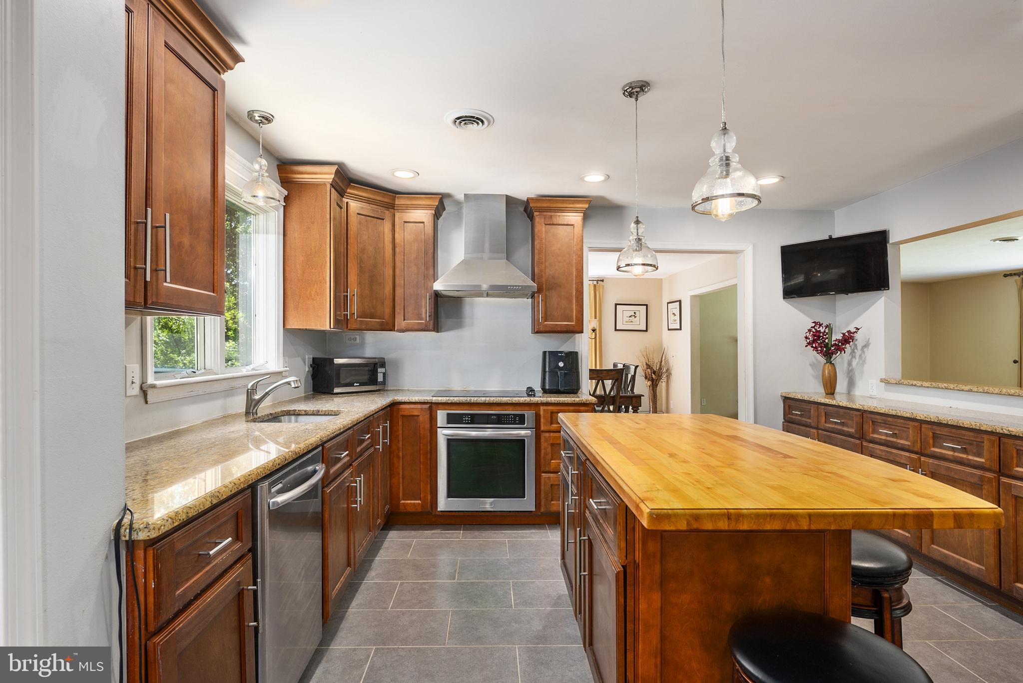601 Ricketts Mill Road Elkton, MD 21921 - Photo 8 of 23 STAINLESS APPLIANCES