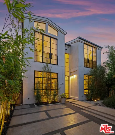 $4,995,000 | 745 Sunset Avenue, Venice, CA 90291