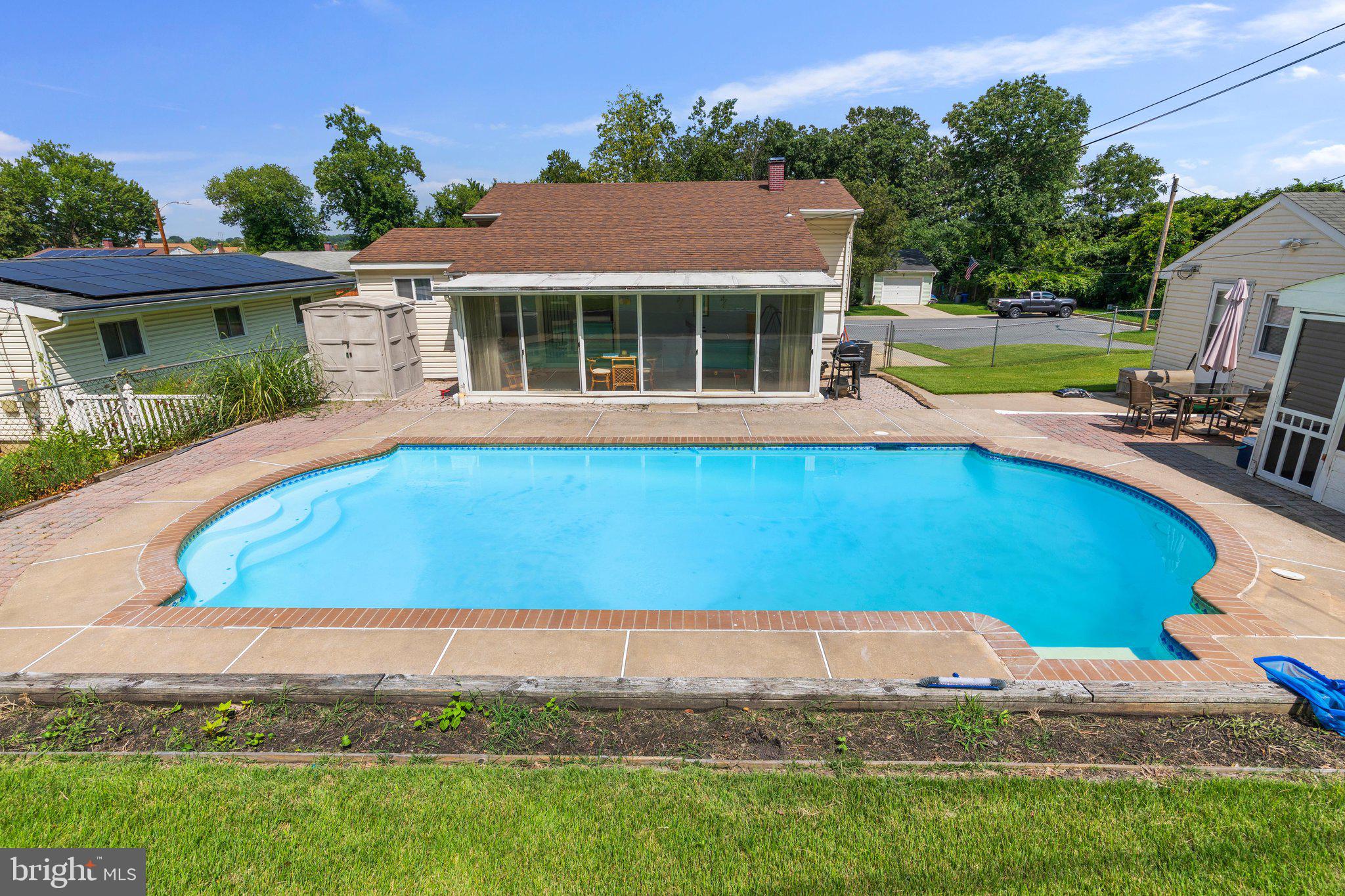 5608 Huntsmoor Road Baltimore, MD 21227 - Photo 41 of 45 Gallery Image 41